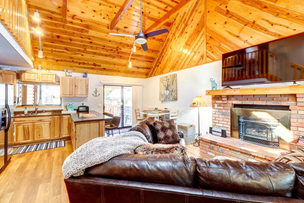 פיינטופ-לייקסייד Lakeside Cabin Rental With Hot Tub - Close To Hiking מראה חיצוני תמונה